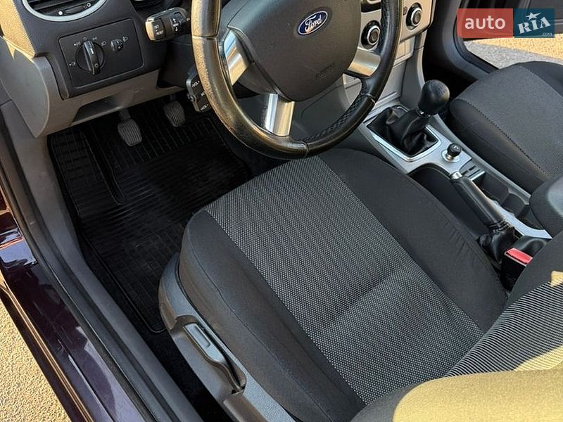 Хэтчбек Ford Focus 2008 в Кролевце фото 9 Хэтчбек Ford Focus 2008 в Кролевце