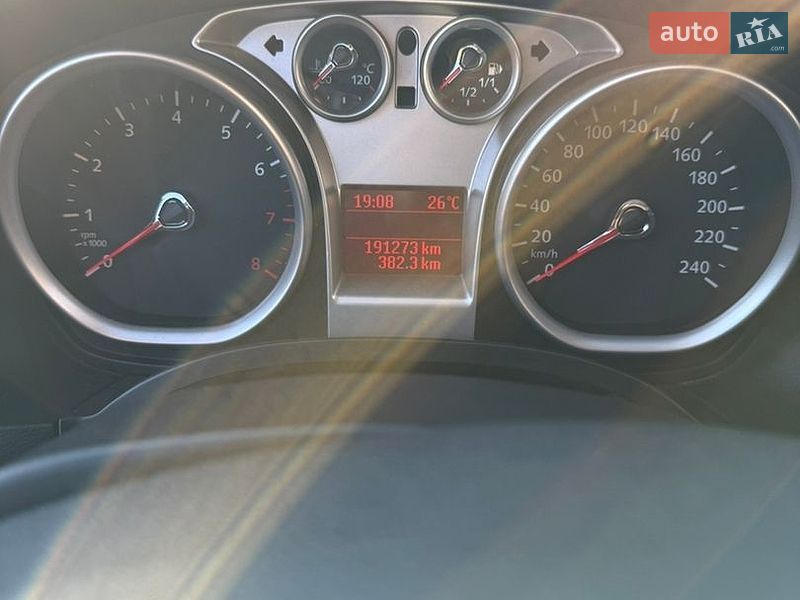 Хэтчбек Ford Focus 2008 в Кролевце фото 11 Хэтчбек Ford Focus 2008 в Кролевце
