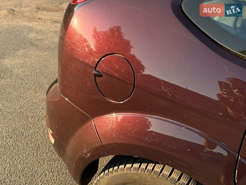 Хэтчбек Ford Focus 2008 в Кролевце фото 30 Хэтчбек Ford Focus 2008 в Кролевце