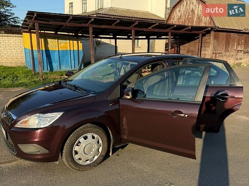 Хэтчбек Ford Focus 2008 в Кролевце фото 29 Хэтчбек Ford Focus 2008 в Кролевце