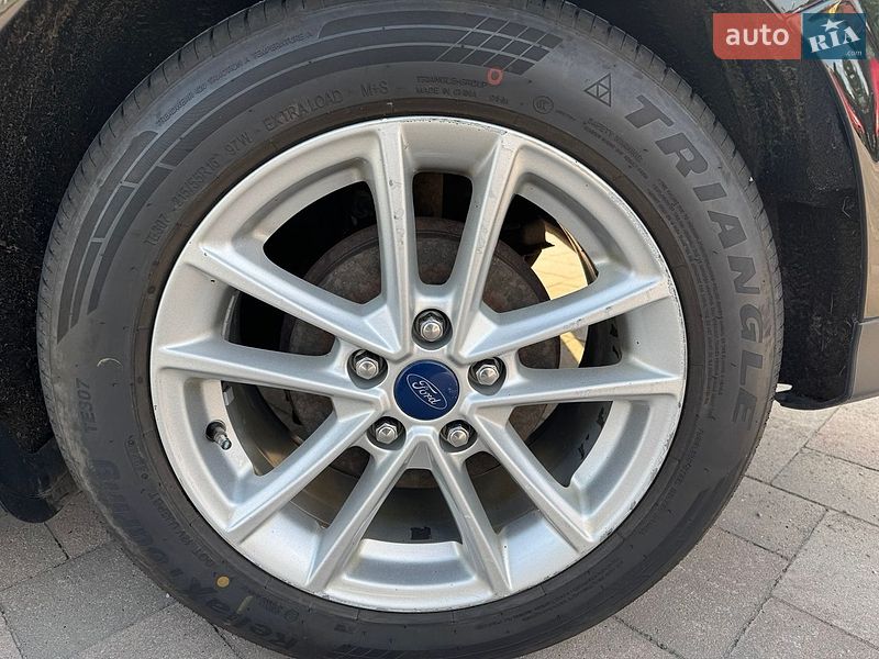 Седан Ford Focus 2016 в Богородчанах