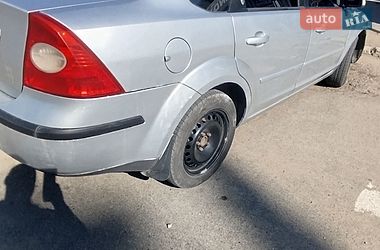 Хэтчбек Ford Focus 2006 в Первомайске