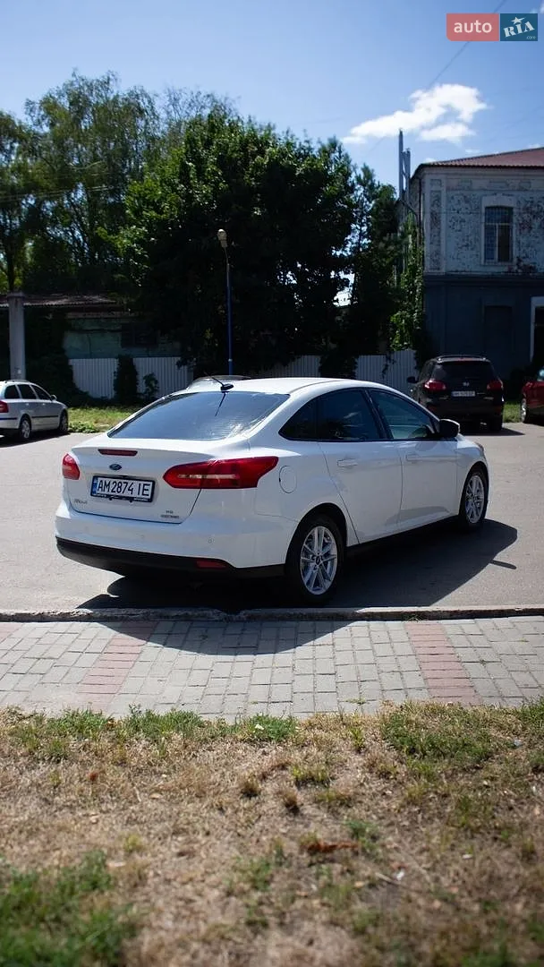 2015 Ford Focus - мініатюра 9