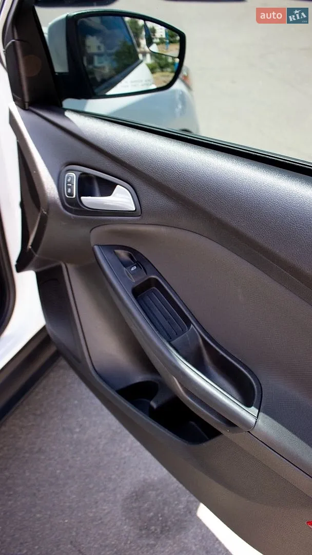 2015 Ford Focus - мініатюра 19