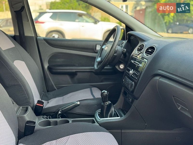 Универсал Ford Focus 2006 в Одессе