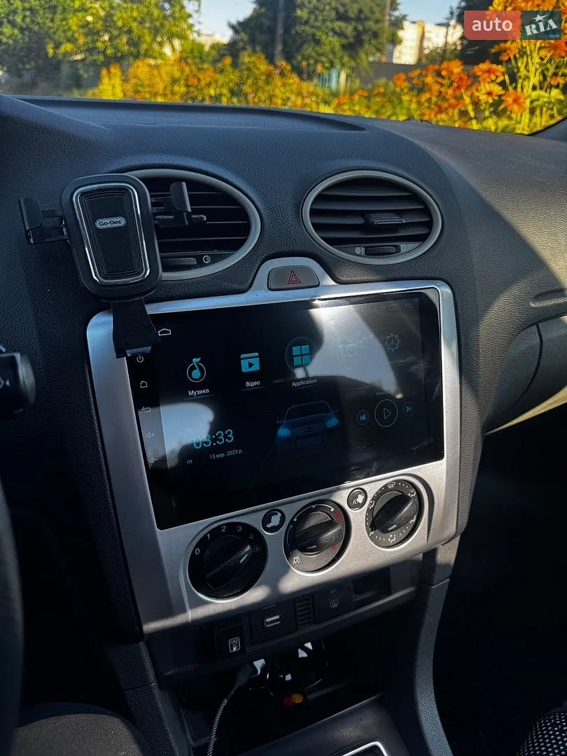 2011 Ford Focus - мініатюра 12