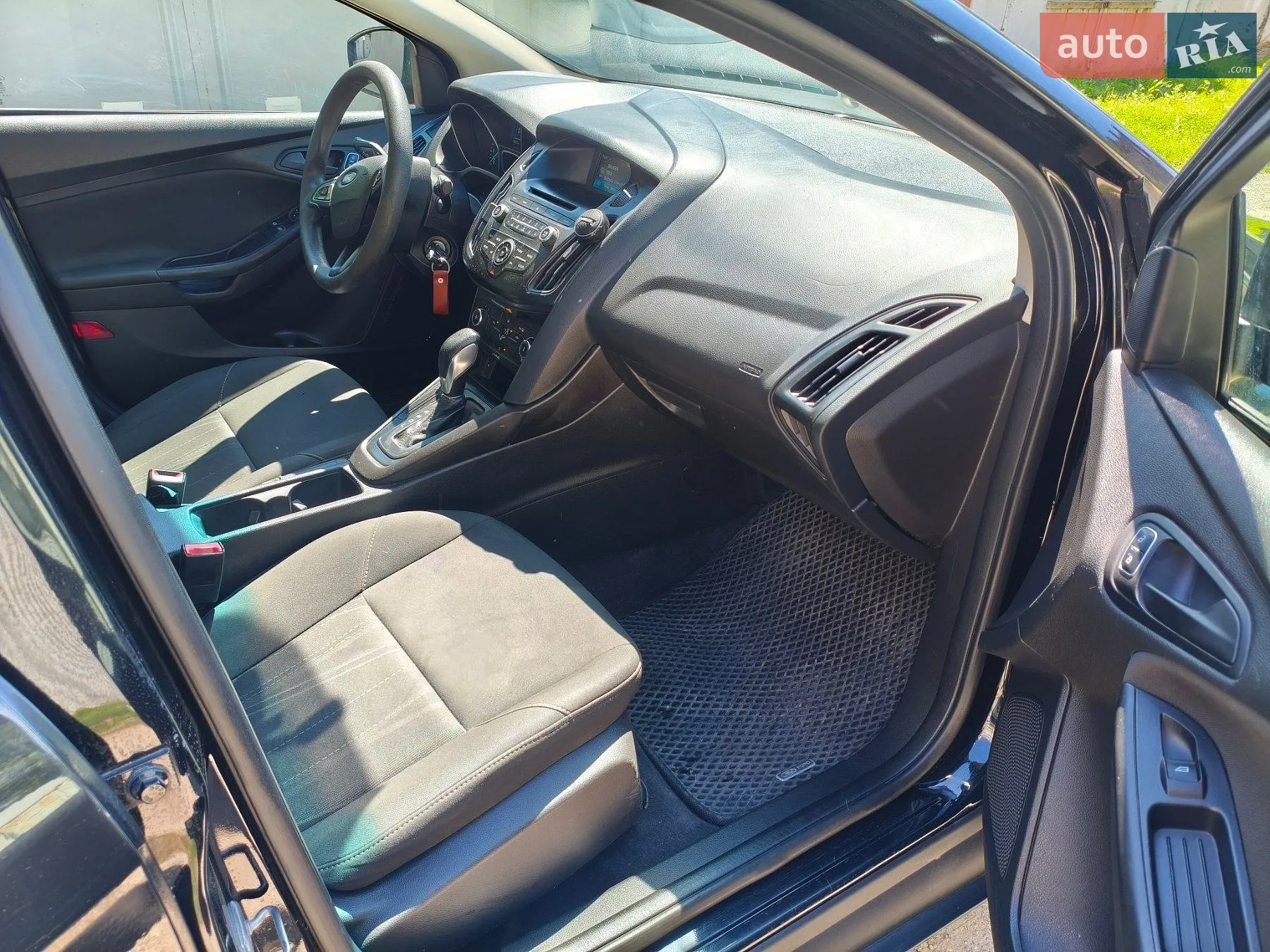 2017 Ford Focus - мініатюра 10