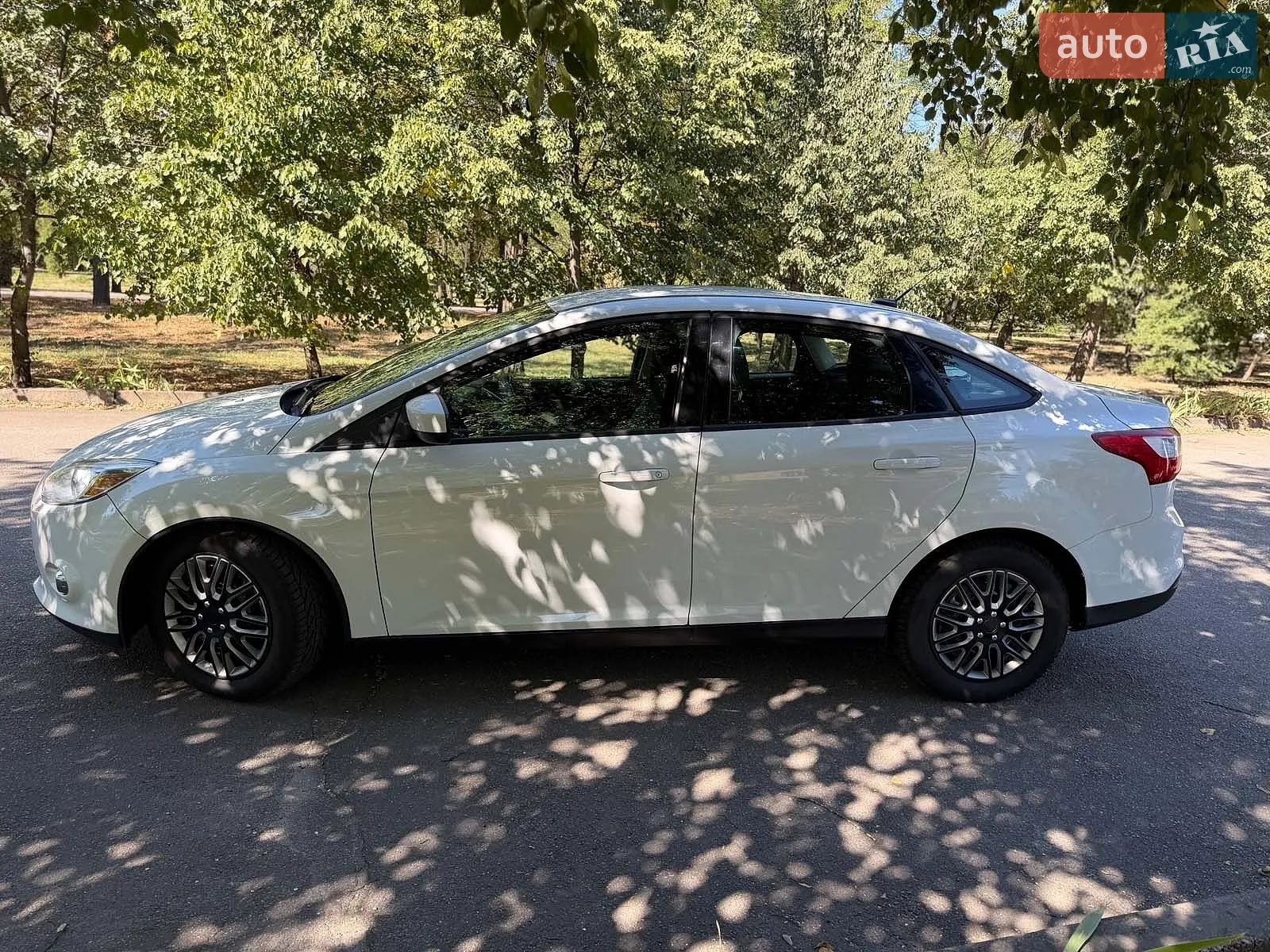 2012 Ford Focus - мініатюра 2