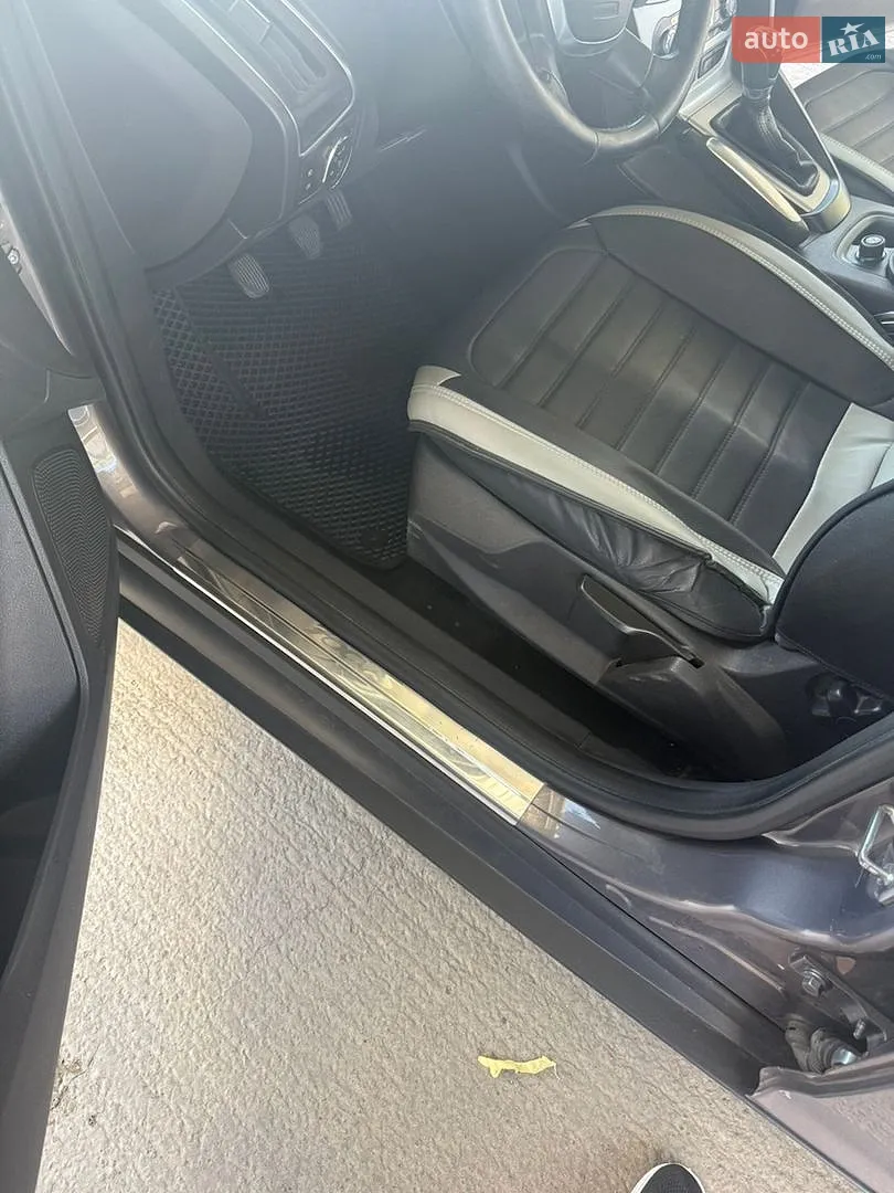 2013 Ford Focus - мініатюра 13