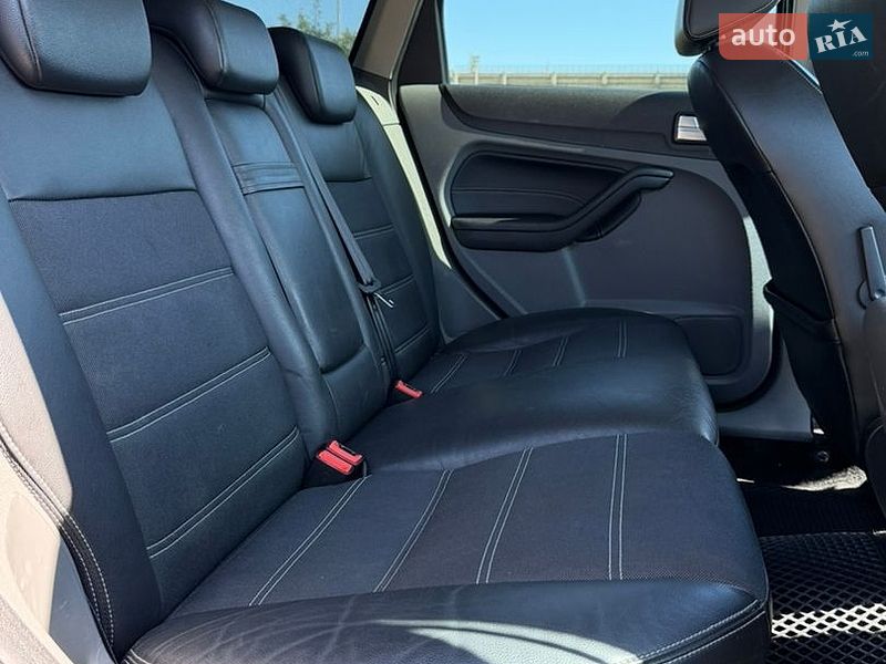 Универсал Ford Focus 2010 в Ивано-Франковске