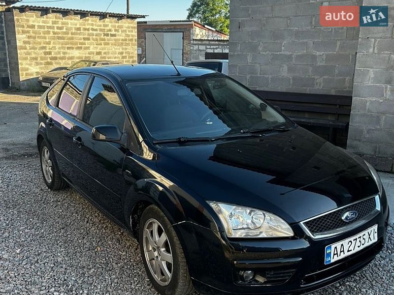 Хэтчбек Ford Focus 2007 в Киеве