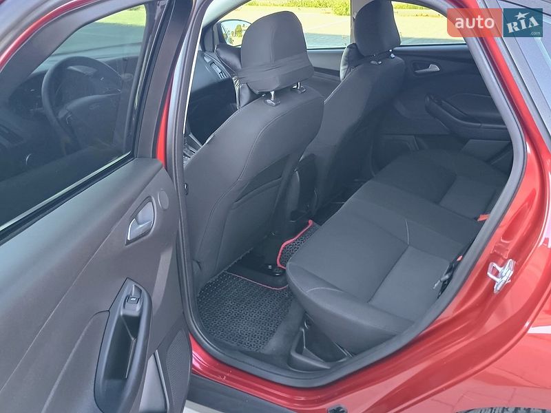 Седан Ford Focus 2016 в Івано-Франківську фото 27 Седан Ford Focus 2016 в Івано-Франківську