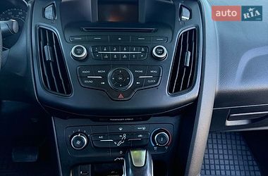 Седан Ford Focus 2015 в Славуте