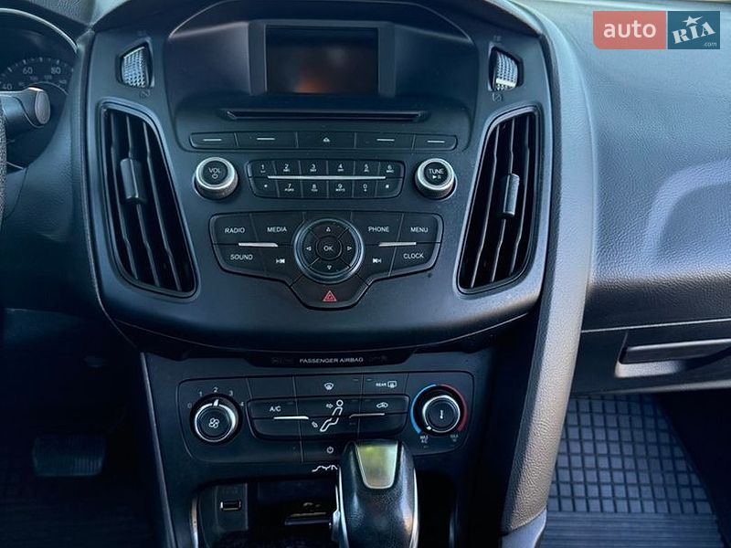 Седан Ford Focus 2015 в Славуте