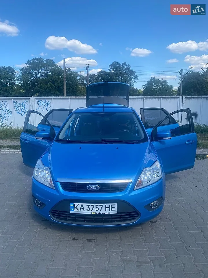 2010 Ford Focus - мініатюра 23
