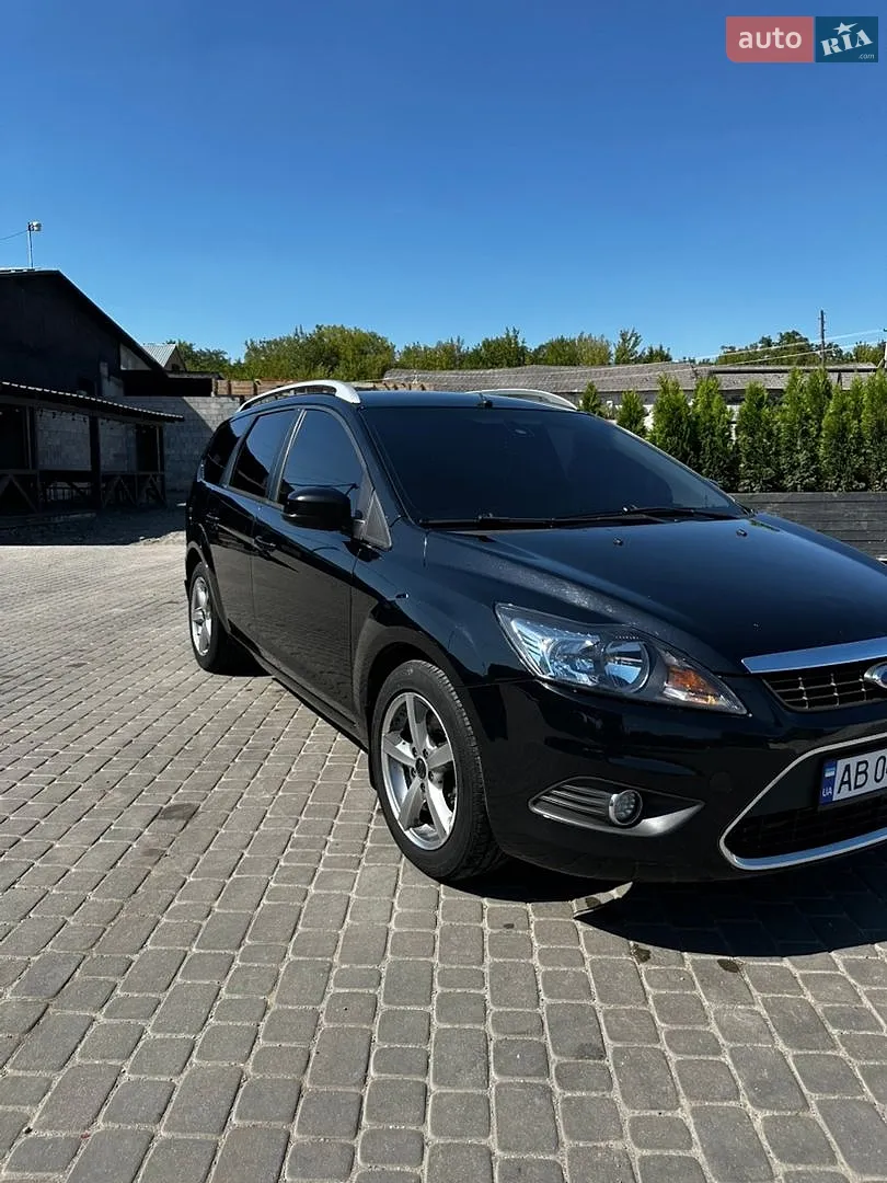 2010 Ford Focus - мініатюра 11