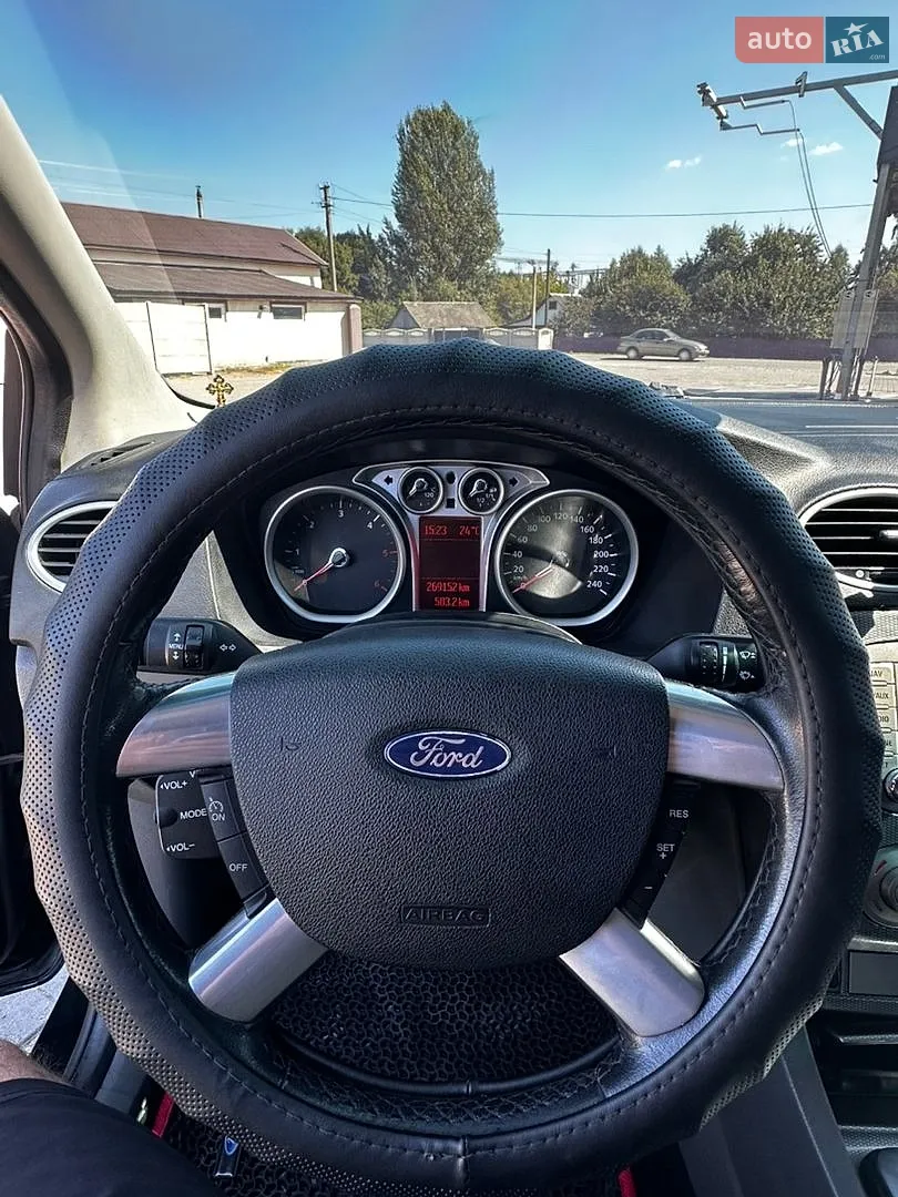 2010 Ford Focus - мініатюра 29