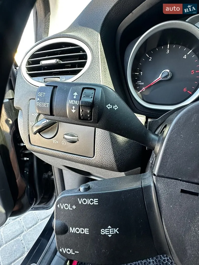 2010 Ford Focus - мініатюра 32