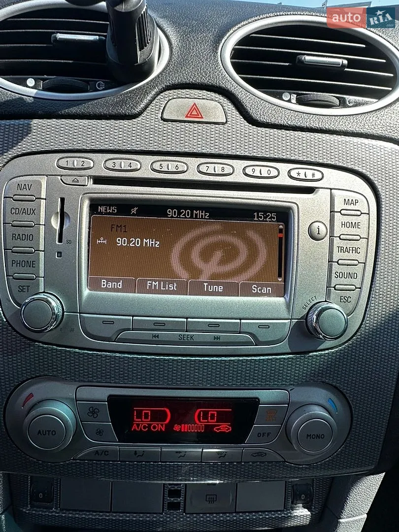 2010 Ford Focus - мініатюра 36