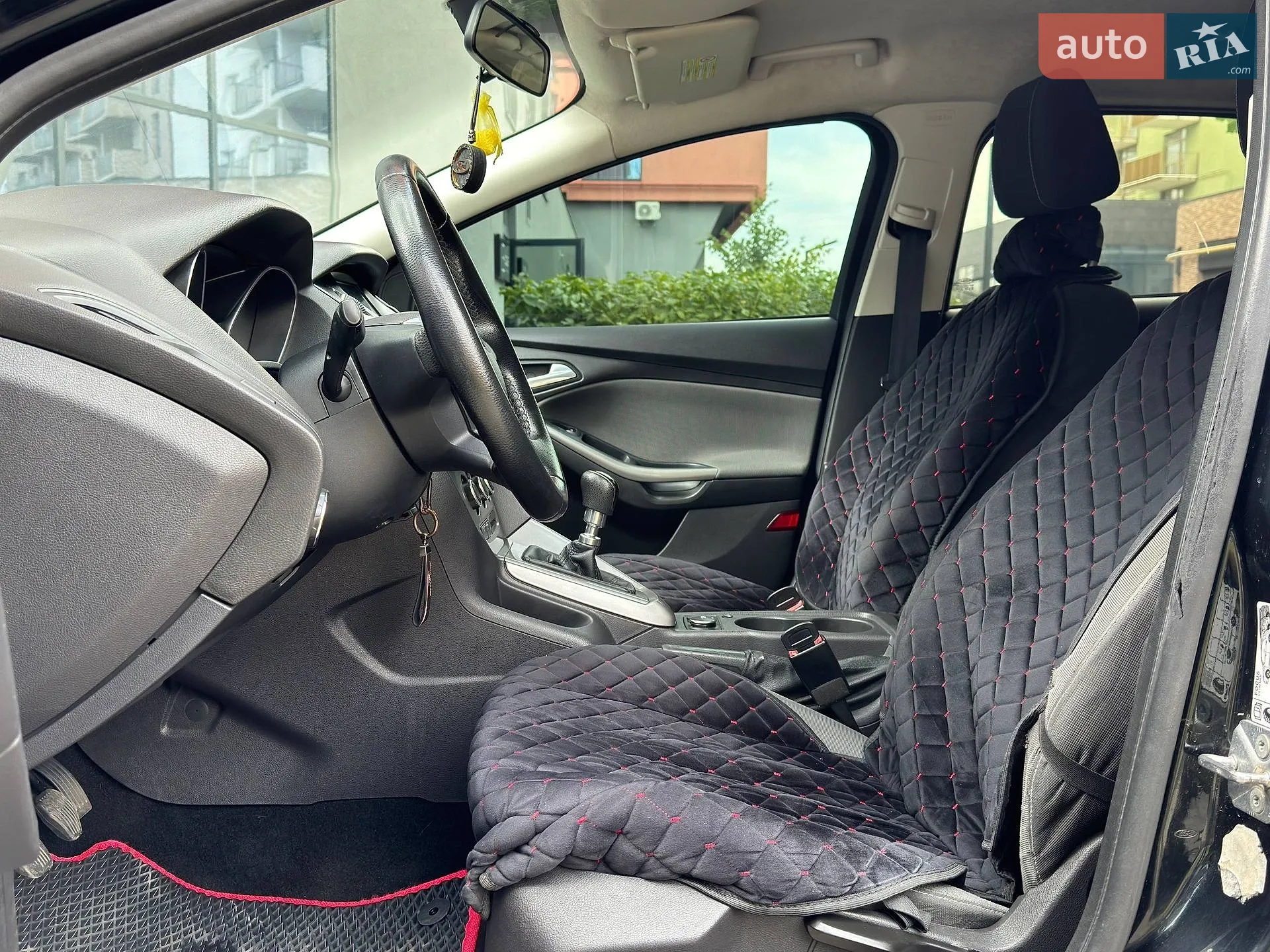 2011 Ford Focus - мініатюра 13