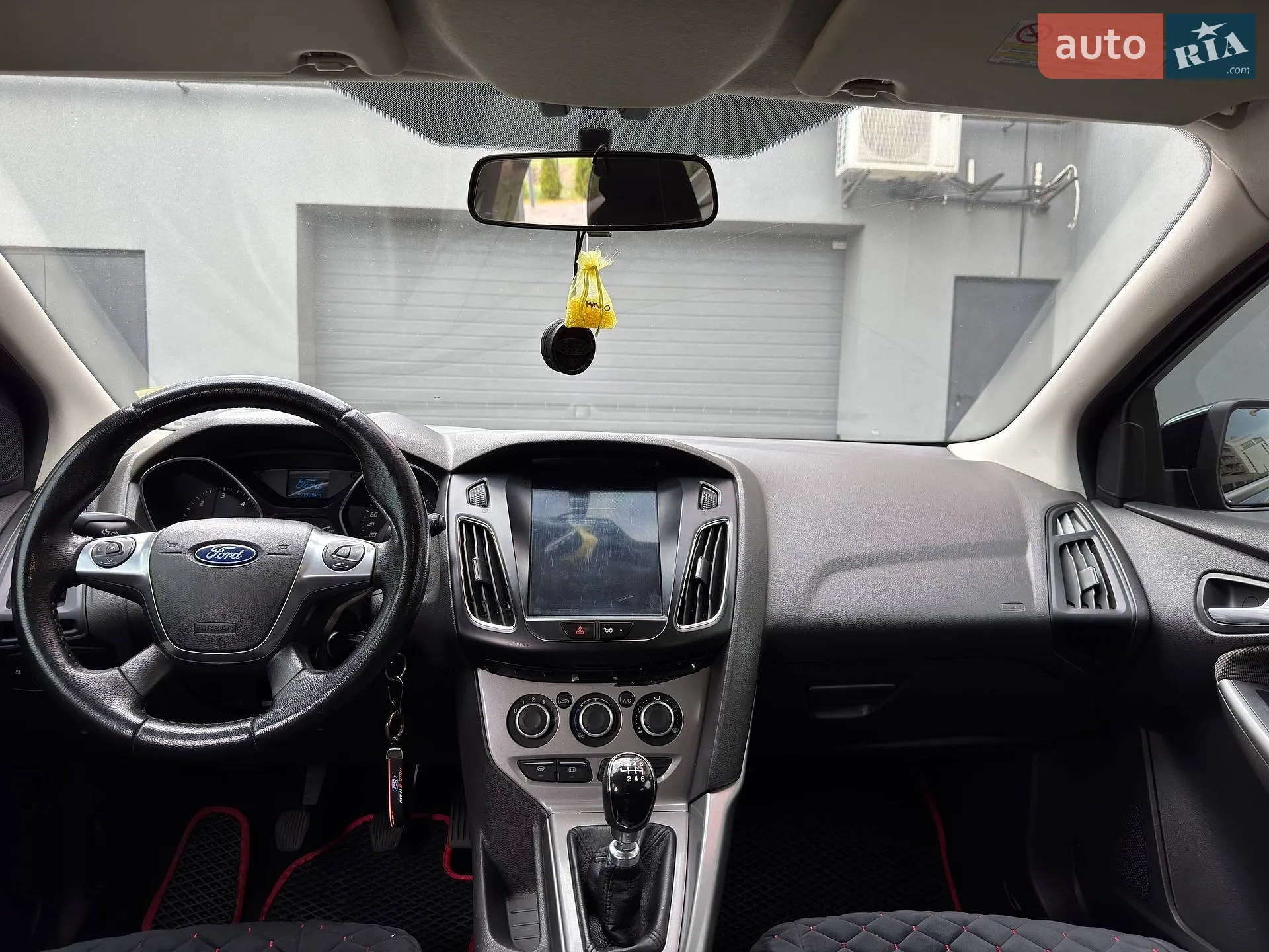2011 Ford Focus - мініатюра 18
