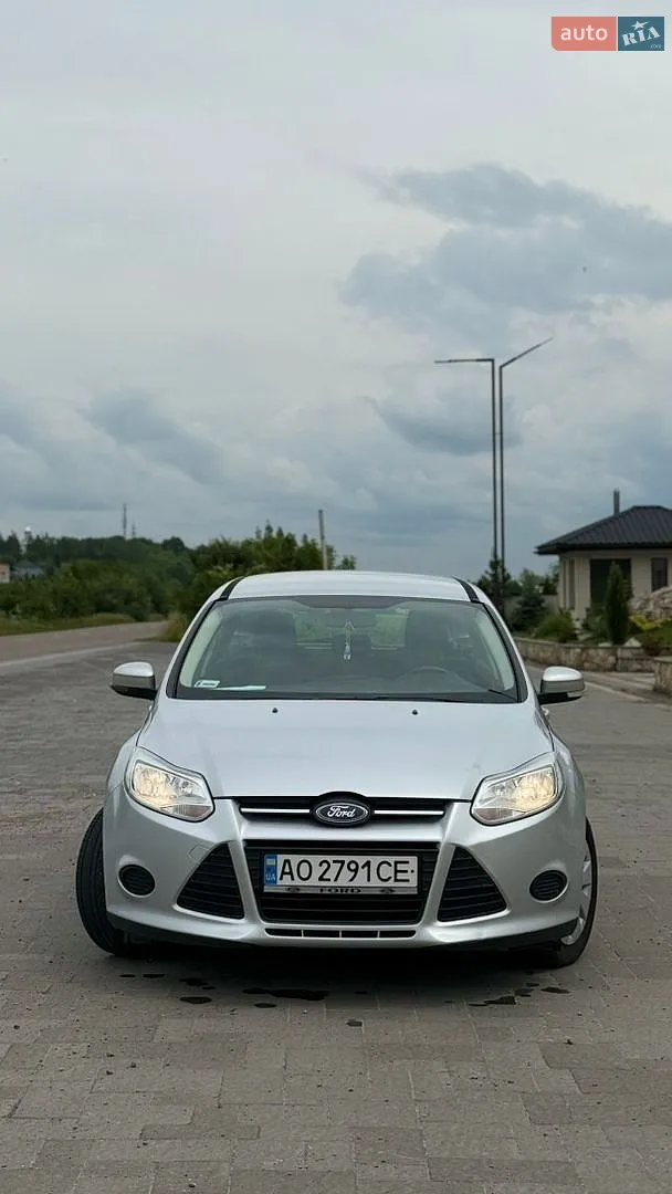 2011 Ford Focus - мініатюра 2