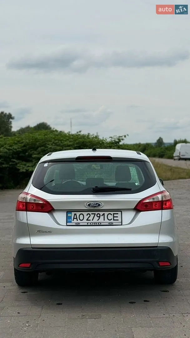 2011 Ford Focus - мініатюра 6