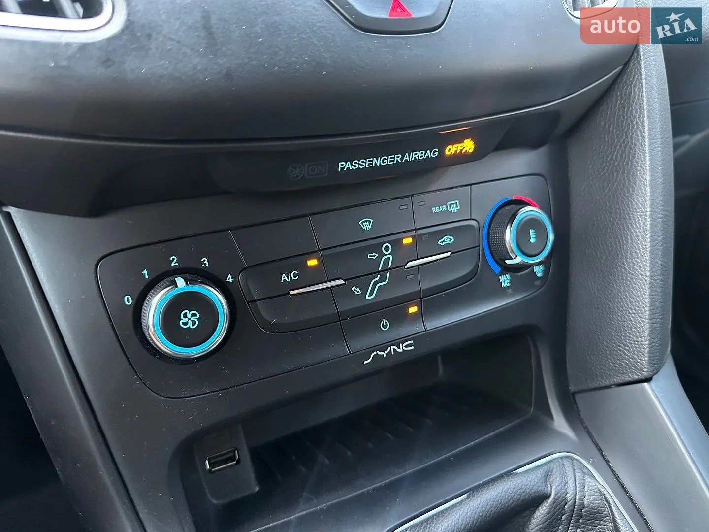 2017 Ford Focus - мініатюра 23