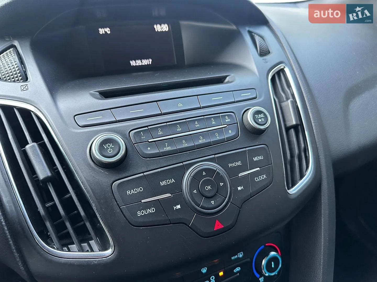 2017 Ford Focus - мініатюра 24