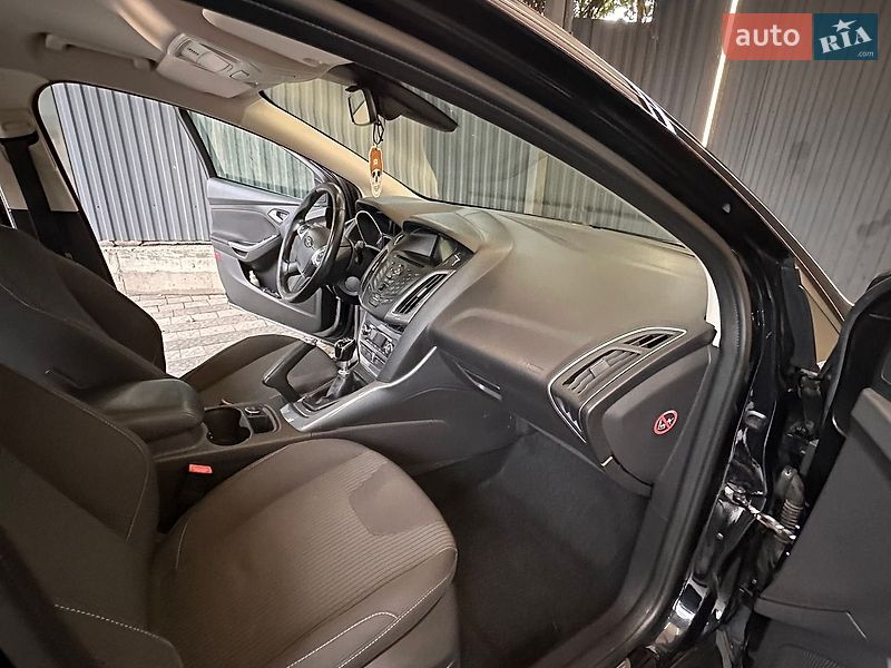 Универсал Ford Focus 2013 в Ужгороде фото 43 Универсал Ford Focus 2013 в Ужгороде