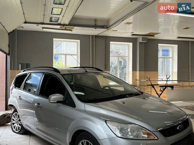 Универсал Ford Focus 2010 в Житомире фото 2 Универсал Ford Focus 2010 в Житомире