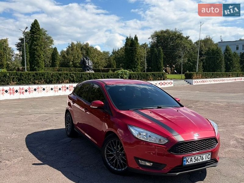 Хетчбек Ford Focus 2015 в Андрушівці