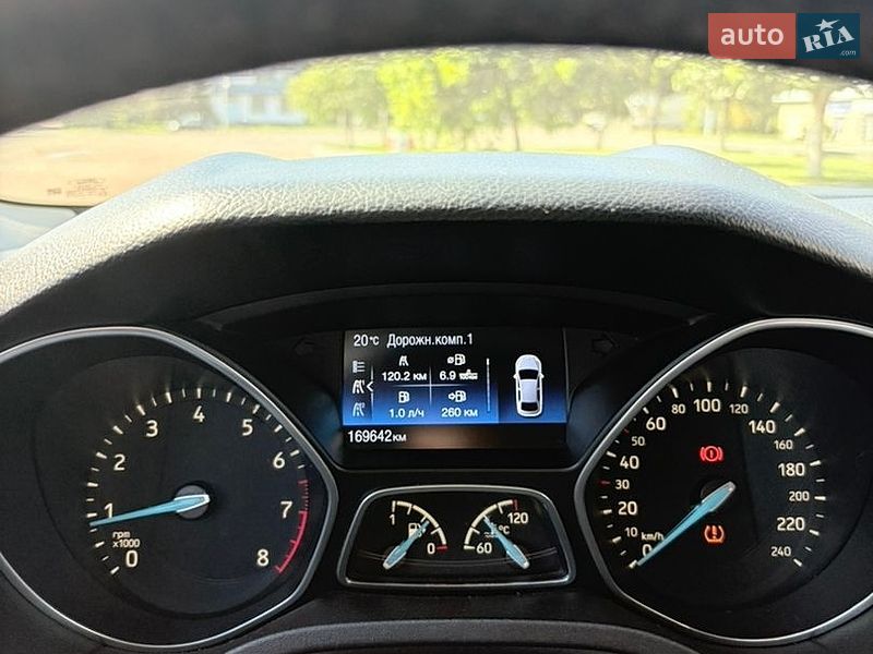 Хетчбек Ford Focus 2015 в Андрушівці