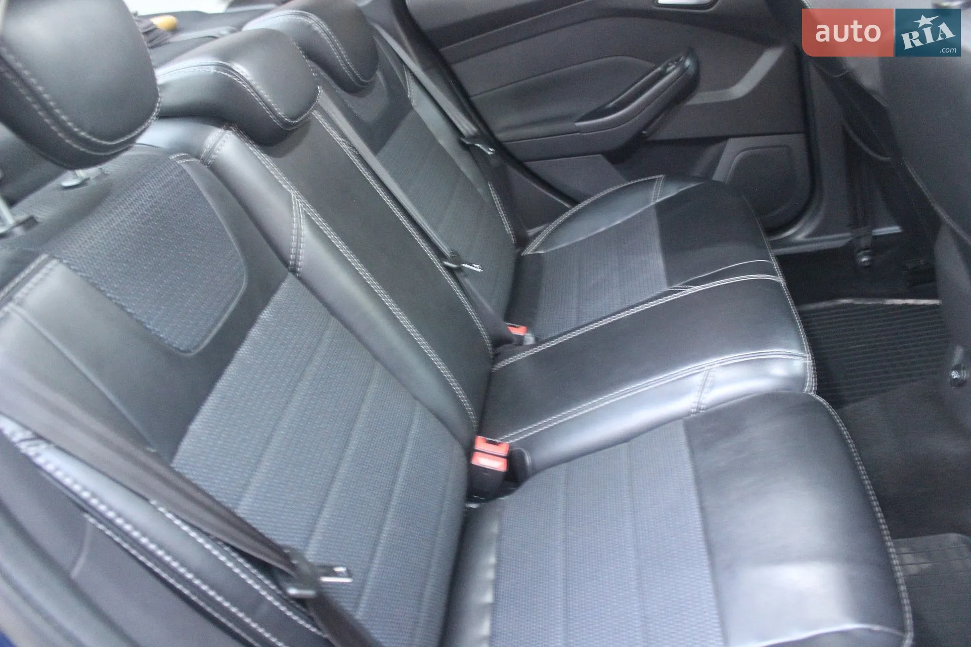 2011 Ford Focus - мініатюра 52