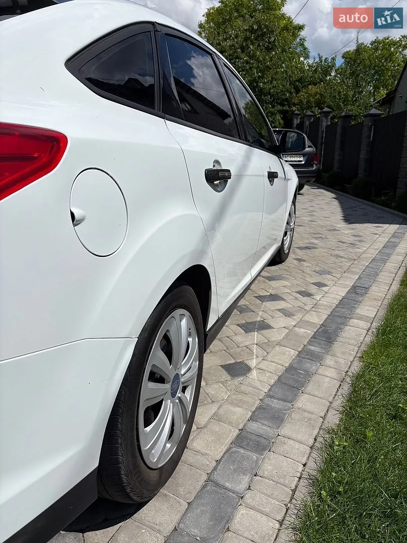 2013 Ford Focus - мініатюра 9
