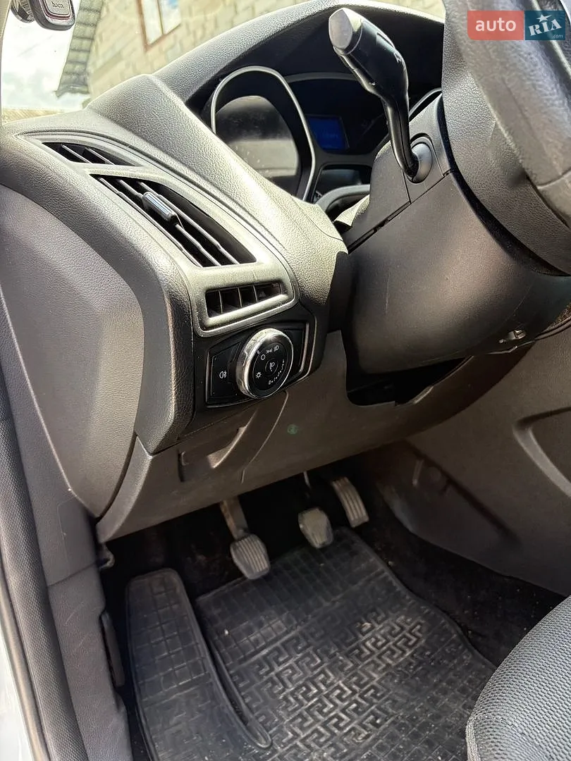 2013 Ford Focus - мініатюра 13