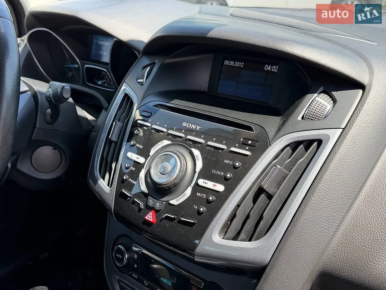 2012 Ford Focus - мініатюра 26