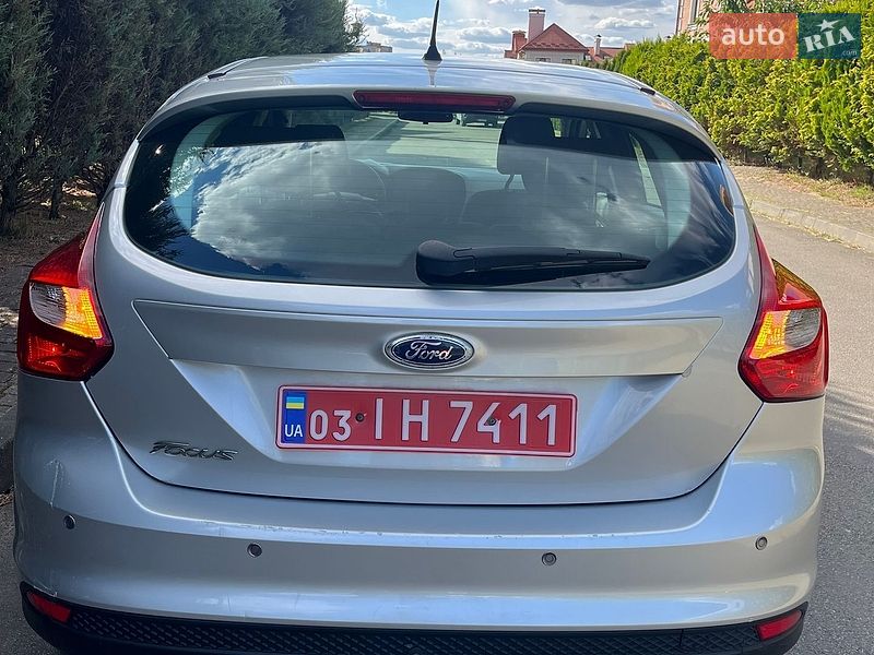 Хетчбек Ford Focus 2011 в Шептицькому