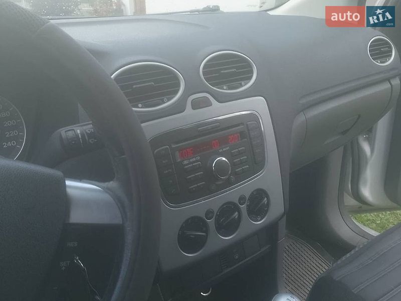 Седан Ford Focus 2007 в Дрогобыче