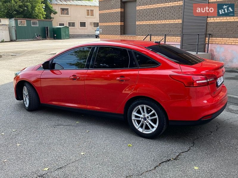 Седан Ford Focus 2015 в Полтаві
