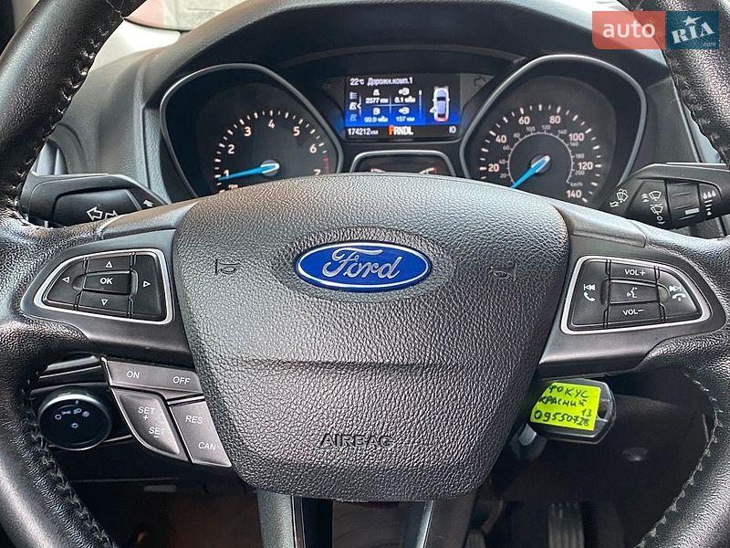 Седан Ford Focus 2015 в Полтаві