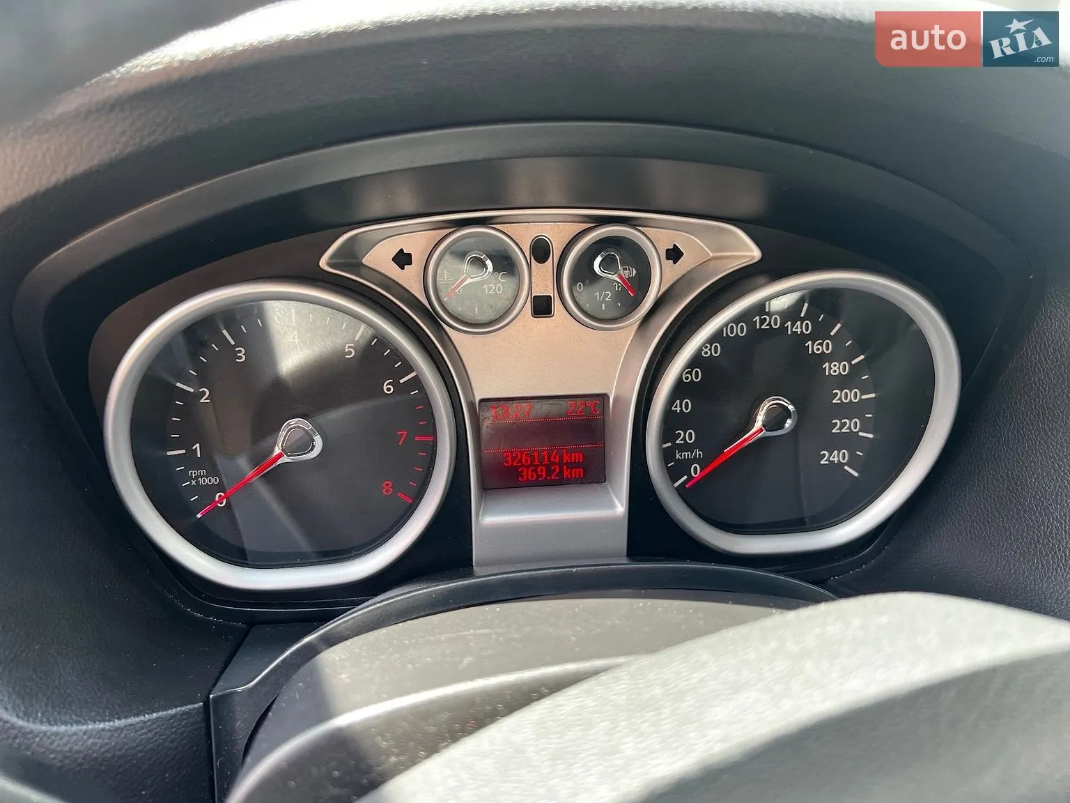 2010 Ford Focus - мініатюра 9