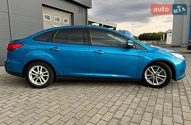 Седан Ford Focus 2016 в Малине