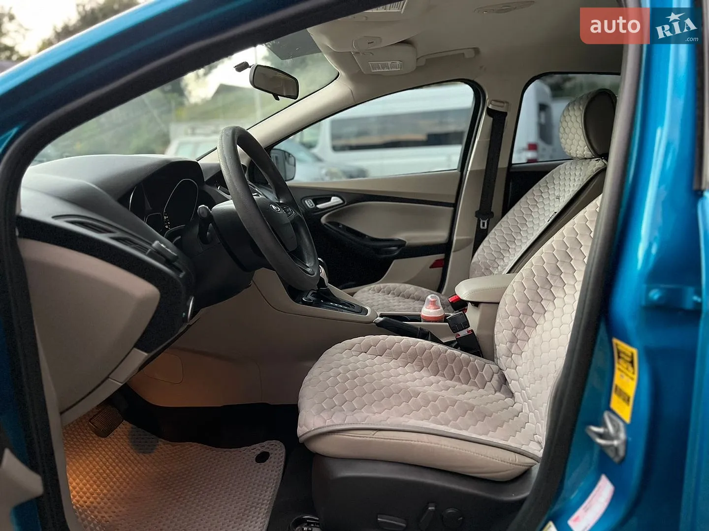 2016 Ford Focus - мініатюра 17