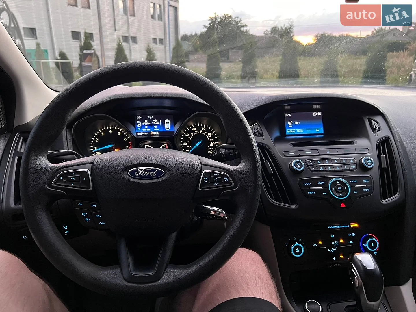 2016 Ford Focus - мініатюра 28