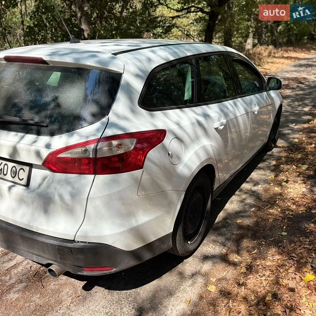 2011 Ford Focus - мініатюра 6
