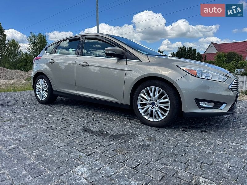 Хетчбек Ford Focus 2015 в Києві фото 3 Хетчбек Ford Focus 2015 в Києві