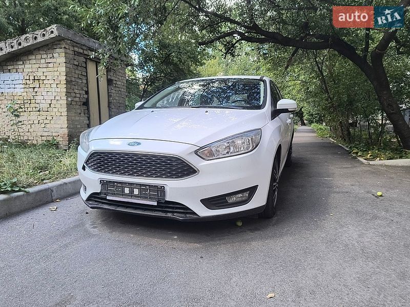 Универсал Ford Focus 2015 в Киеве