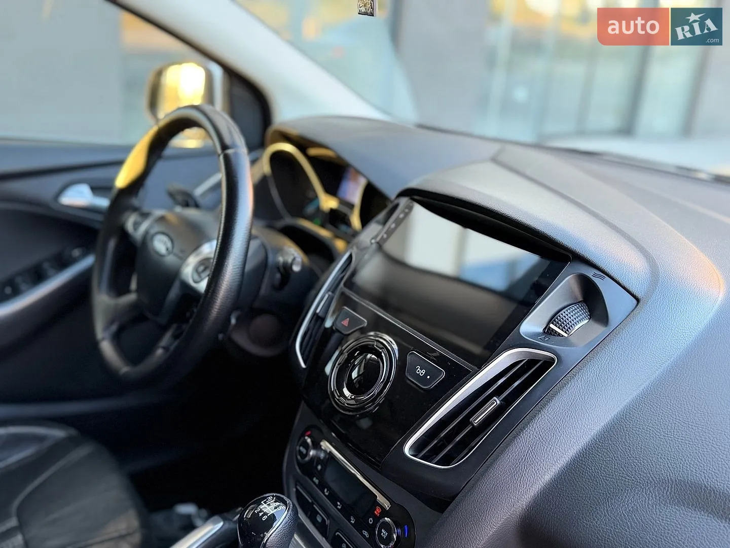 2012 Ford Focus - мініатюра 13
