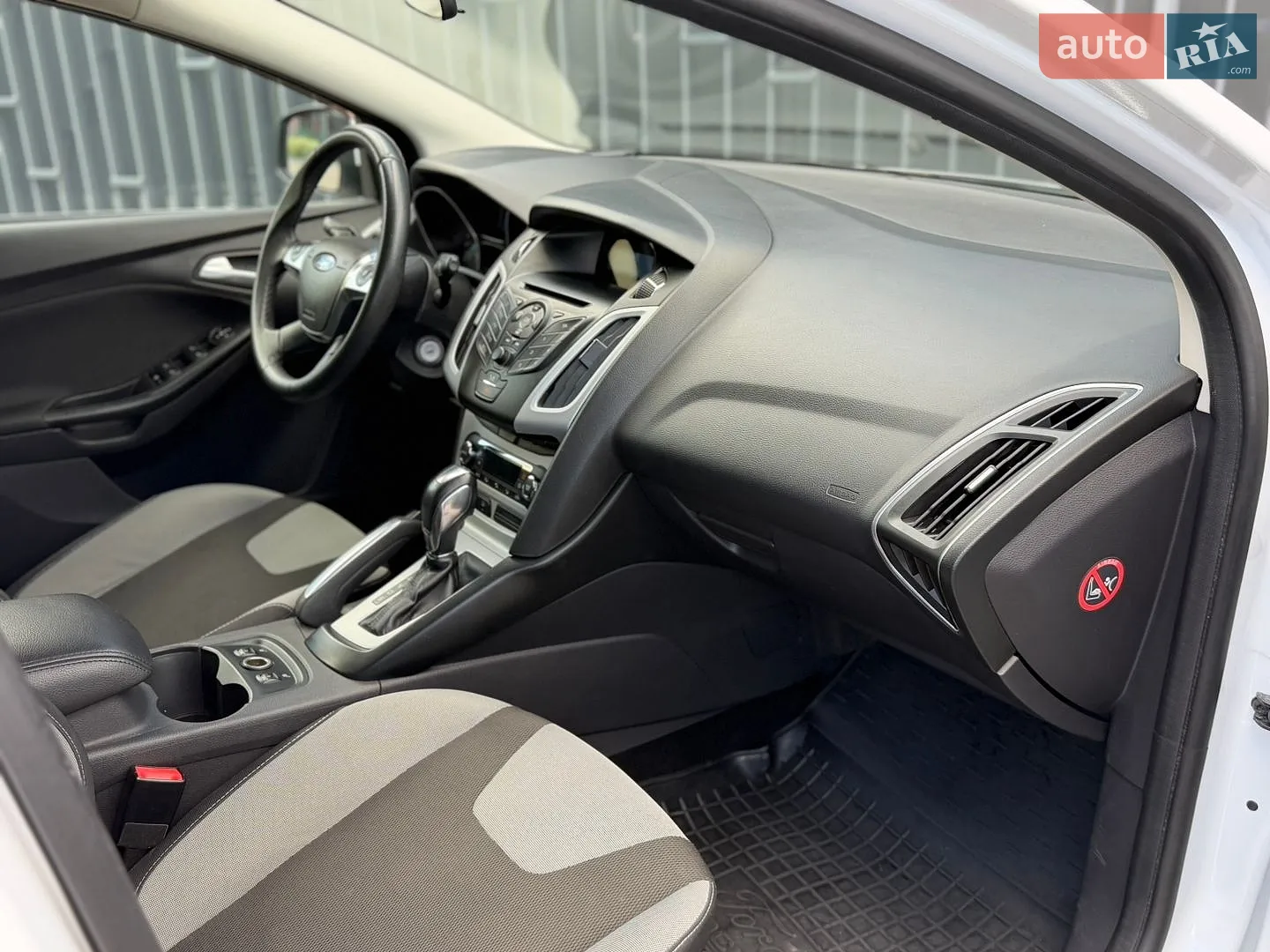 2012 Ford Focus - мініатюра 19
